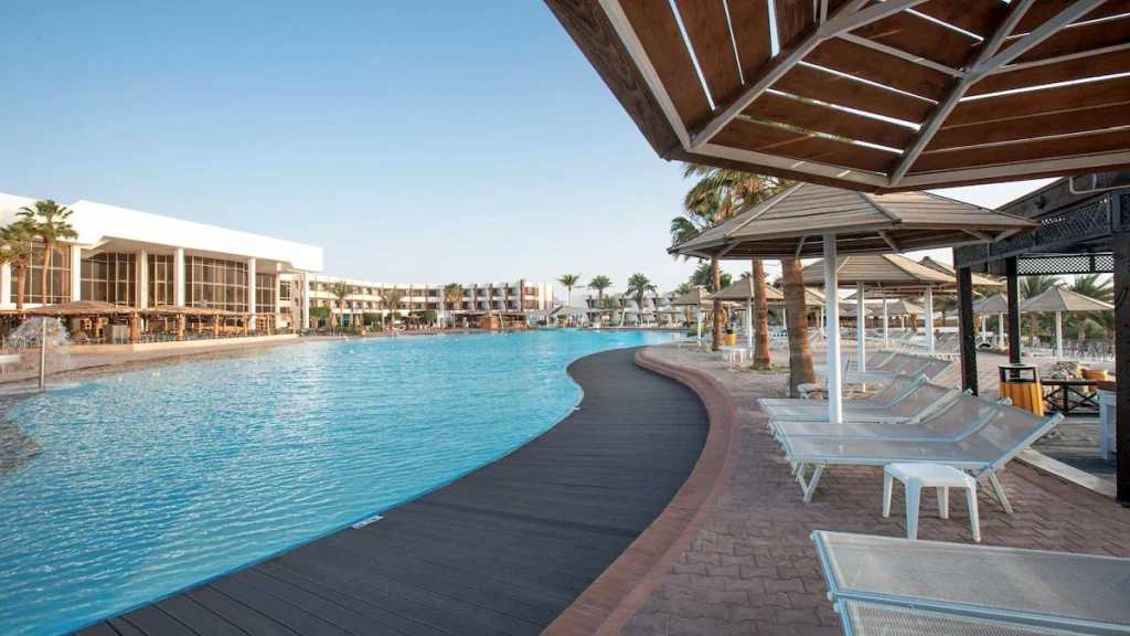 الفندق بيراميزا بيتش ريزورت - شرم الشيخ